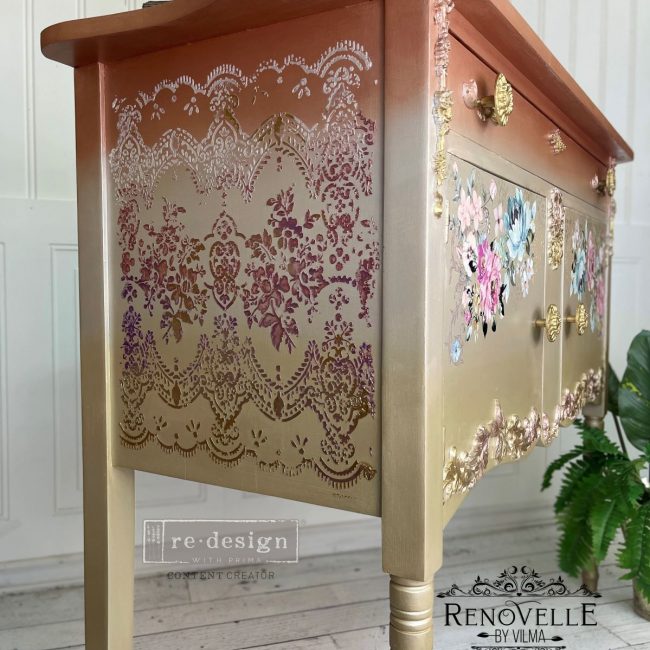Distressed Wallpaper - Stencil 18×21 by Redesign with Prima!
