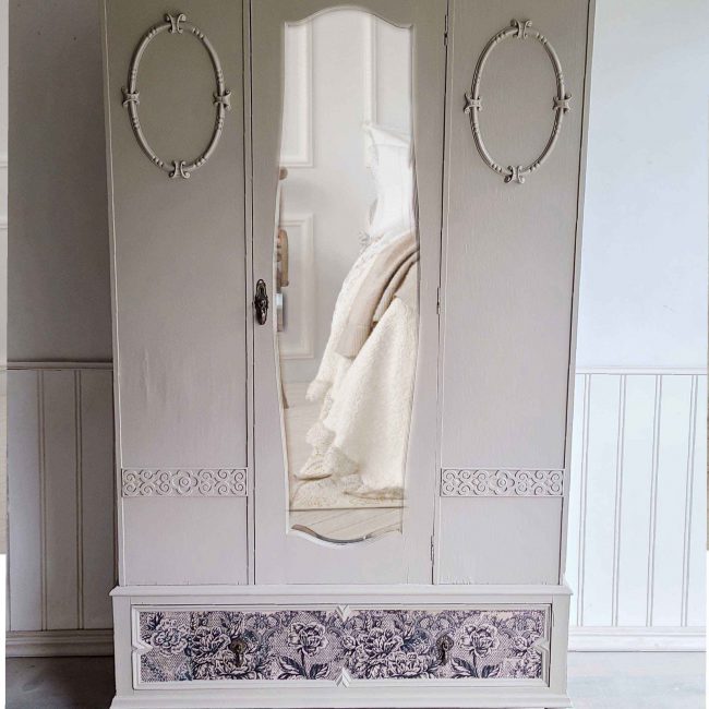 Antique Laces - A1 Decoupage Fiber Paper