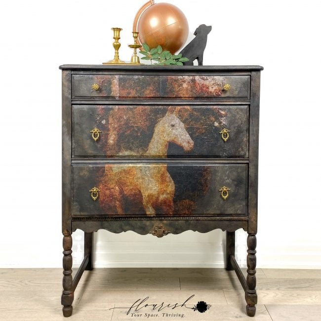 White Majesty - A1 Decoupage Paper