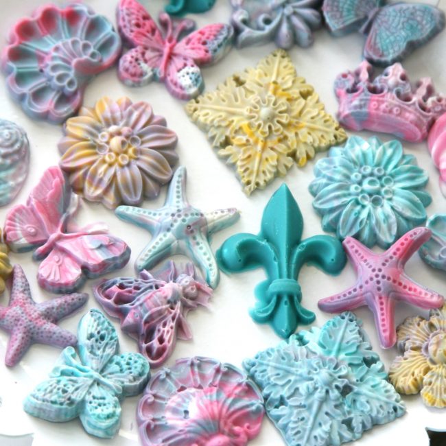 Fleur de Lis - Decor Mould